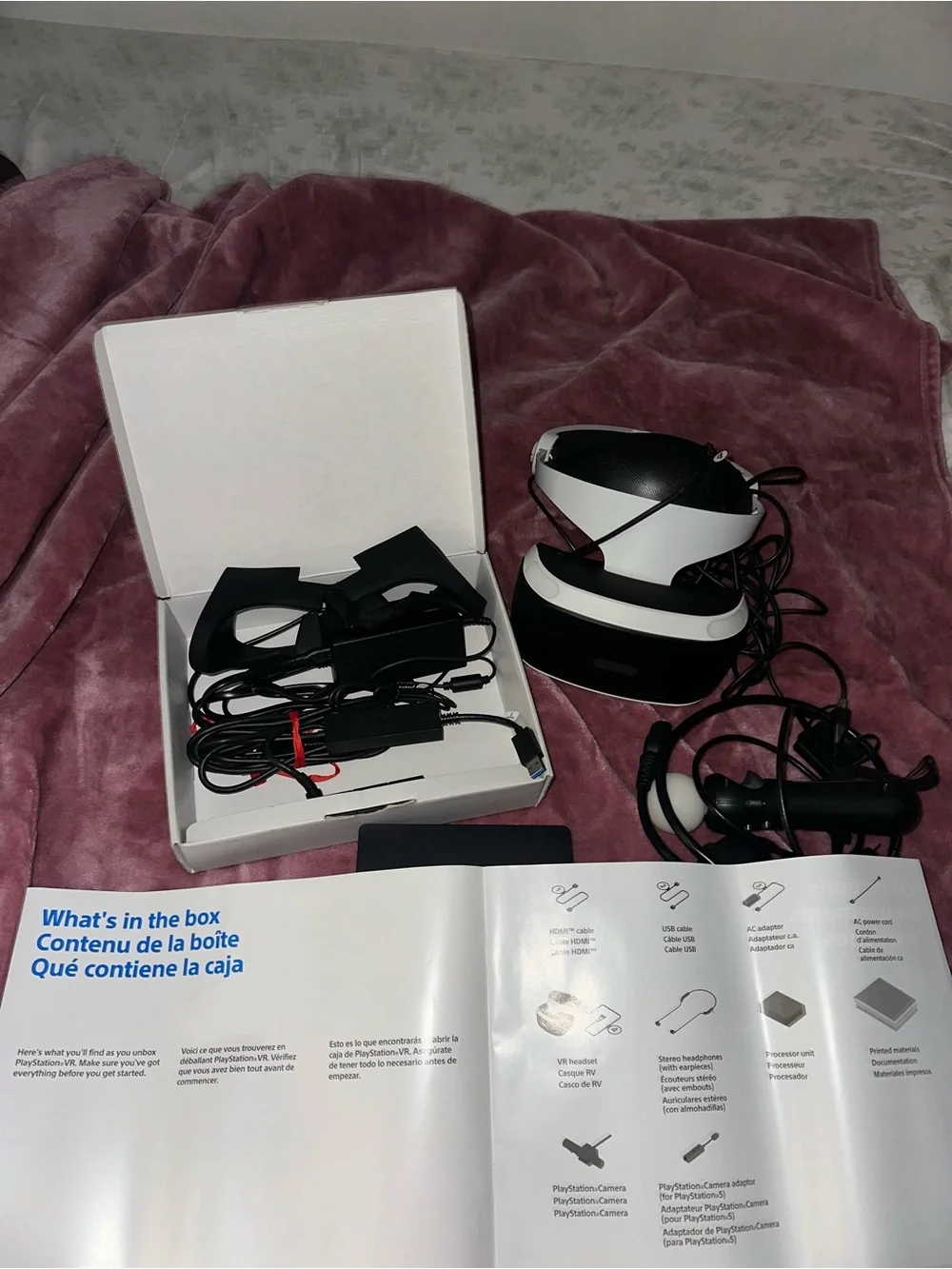 Sony PlayStation VR Headset - Black & White w/ Arm controllers